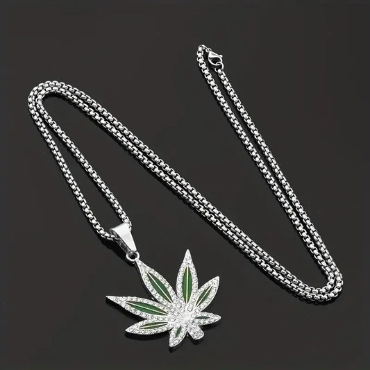 Faux Diamond Weed Leaf Necklace – Stylish Pendant in Gold & Silver