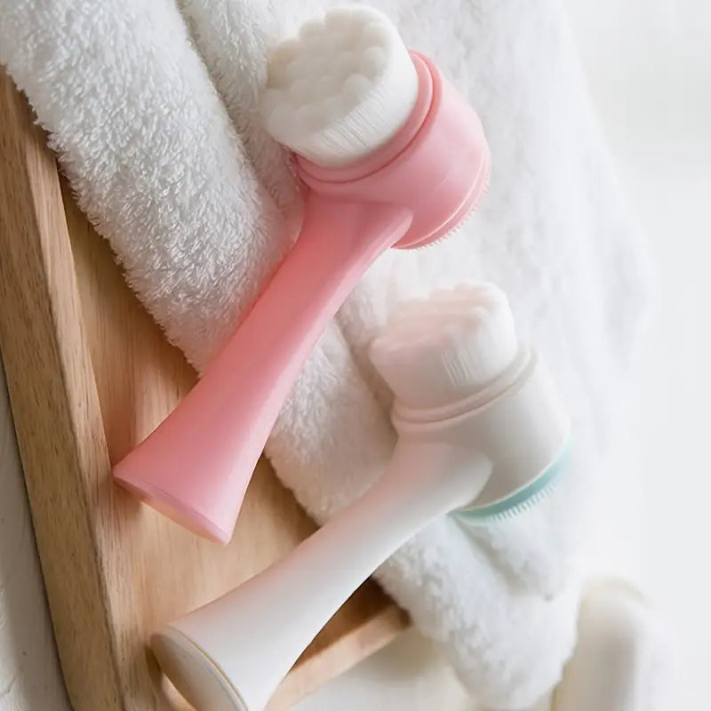 Dual-Sided Silicone Facial Cleansing Brush – Gentle Exfoliating & Massage Tool
