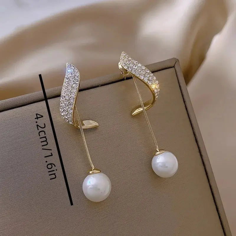 Geometric Dangle Earrings – Classic & Stylish, Perfect for Daily Wear & Special Occasions