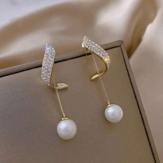 Geometric Dangle Earrings – Classic & Stylish, Perfect for Daily Wear & Special Occasions