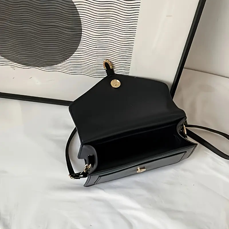 Women’s Square Crossbody Bag – Luxury Style with Detachable Gold-Tone Chain Strap