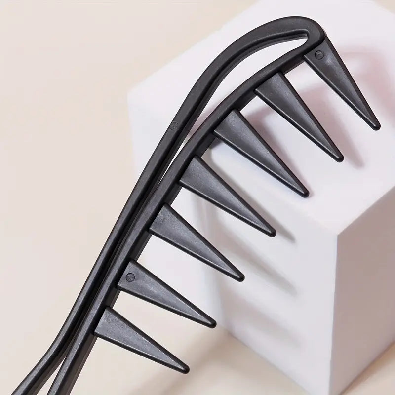 Anti-Static Wide-Tooth Comb – Ergonomic Design for Easy & Gentle Detangling